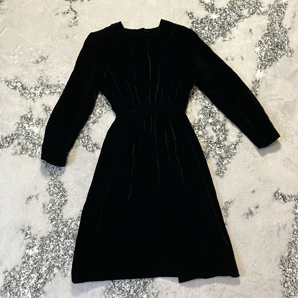 Vintage Talbots Dress Womens Size 6P Black Velvet Button Back Cinched Waist